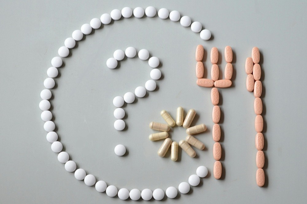 Jakie leki na refluks na receptę? Przegląd preparatów pomocnych na zgagę i refluks